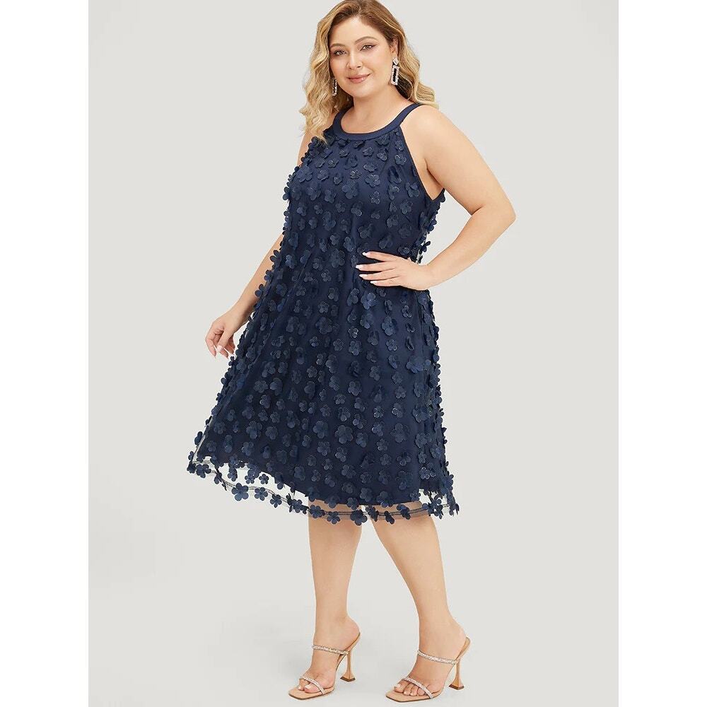BloomChic Navy Floral Appliqué Dress 3X (22/24) NWT w/ Pockets - Picture 2 of 10